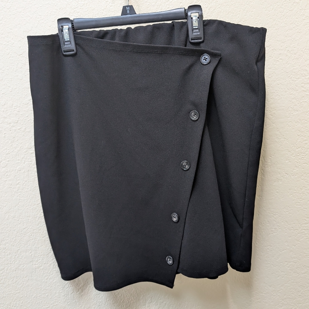 Torrid Black Asymmetric Plus Size Stretch Midi Skirt. Size 0X